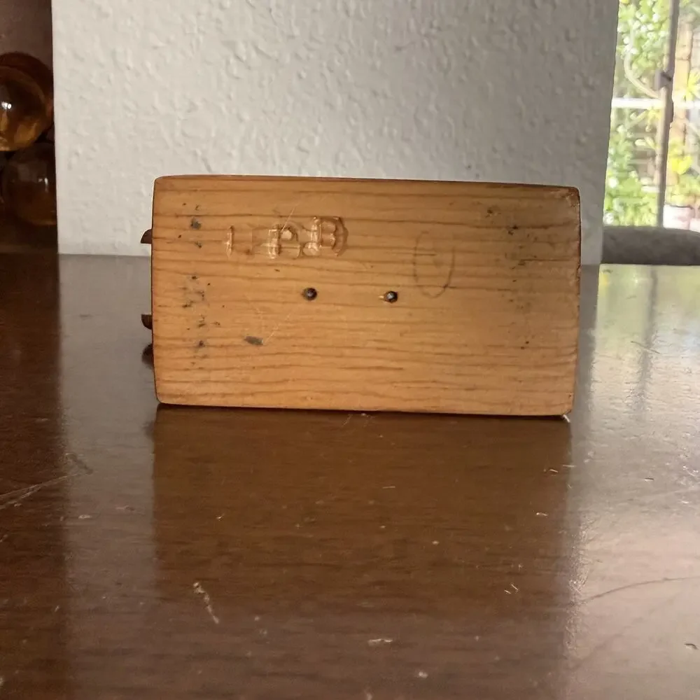 N/A vintage handcrafted